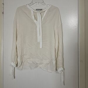 VINCE. Ivory silk knit trim collar tie flowy blouse size small